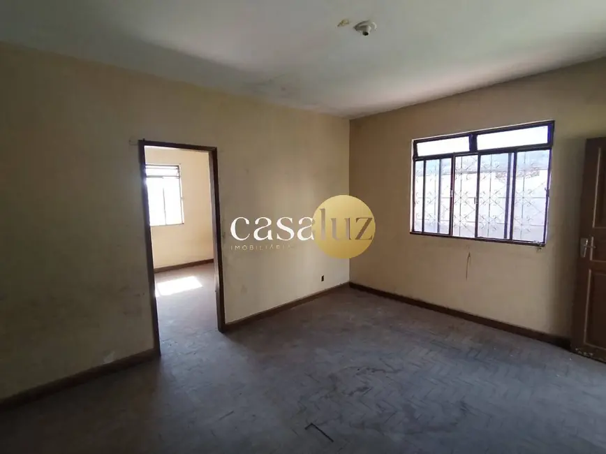 Casa com 3 quartos à venda, 390m2 em Belo Horizonte - MG - imagem 1 Foto 1 de Casa com 3 quartos à venda, 390m2 em Belo Horizonte - MG