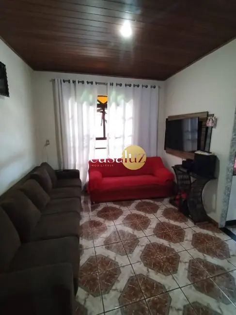 Foto 2 de Casa com 3 quartos à venda, 550m2 em Sarzedo - MG