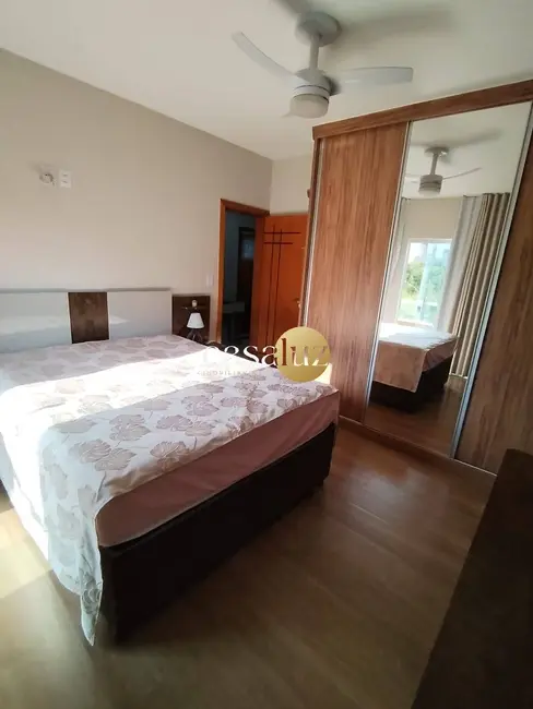 Casa com 3 quartos à venda, 143m2 em Sarzedo - MG - imagem 7 Foto 7 de Casa com 3 quartos à venda, 143m2 em Sarzedo - MG