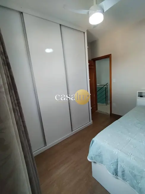 Casa com 3 quartos à venda, 143m2 em Sarzedo - MG - imagem 9 Foto 9 de Casa com 3 quartos à venda, 143m2 em Sarzedo - MG