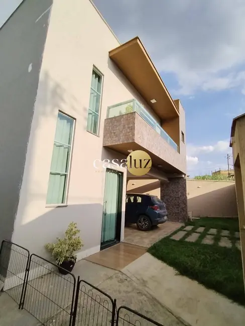 Casa com 3 quartos à venda, 143m2 em Sarzedo - MG - imagem 2 Foto 2 de Casa com 3 quartos à venda, 143m2 em Sarzedo - MG