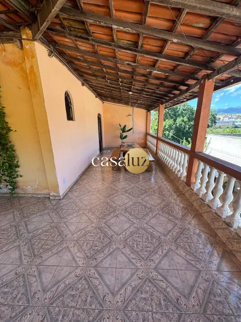 Foto 9 de Casa com 4 quartos à venda, 360m2 em Sarzedo - MG