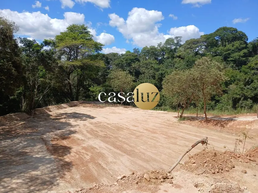 Foto 1 de Terreno / Lote à venda, 600m2 em Sarzedo - MG