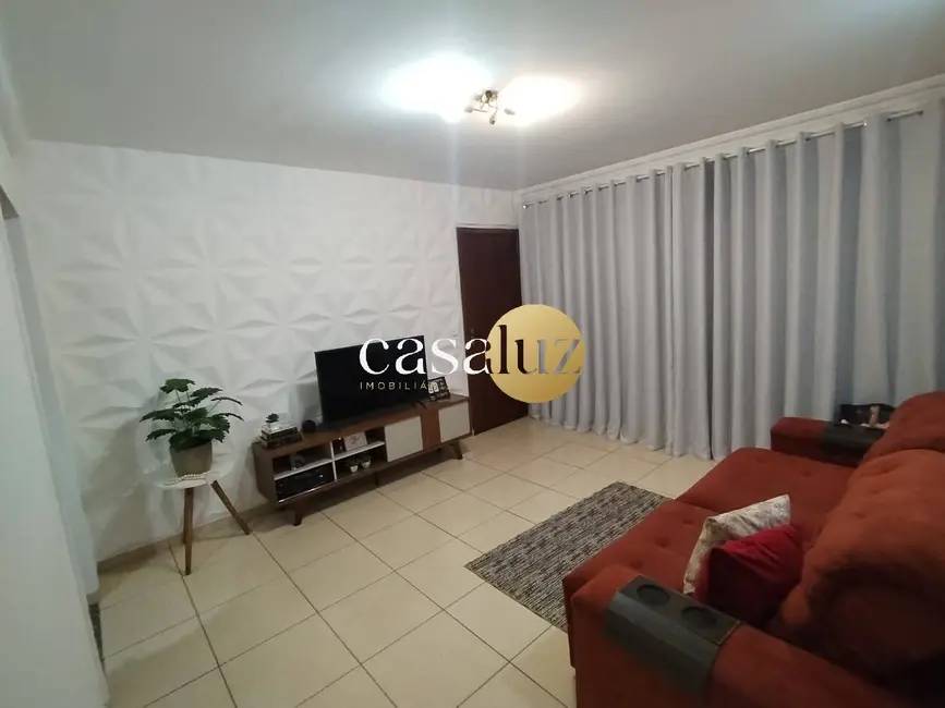 Foto 1 de Apartamento com 2 quartos à venda, 686450m2 em Sarzedo - MG