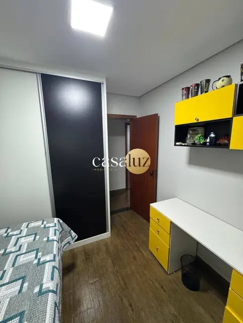 Foto 6 de Cobertura com 3 quartos à venda em Sarzedo - MG