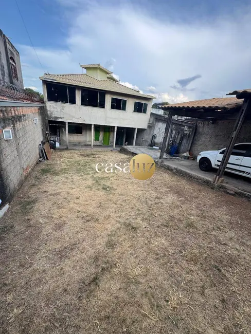 Foto 1 de Casa com 6 quartos à venda, 360m2 em Ibirite - MG