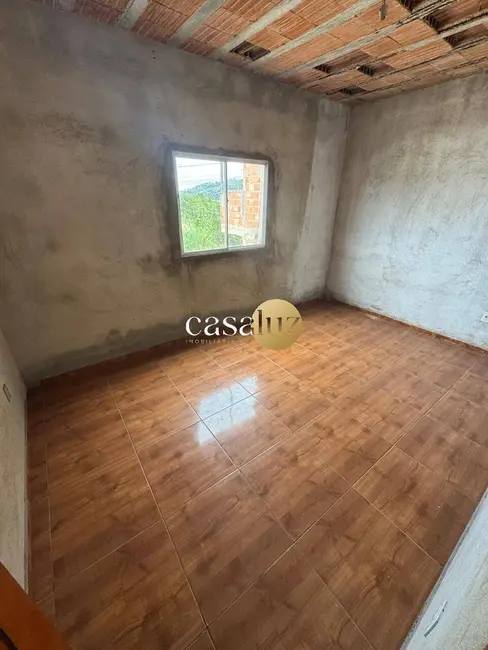 Casa com 3 quartos à venda, 200m2 em Sarzedo - MG - imagem 4 Foto 4 de Casa com 3 quartos à venda, 200m2 em Sarzedo - MG