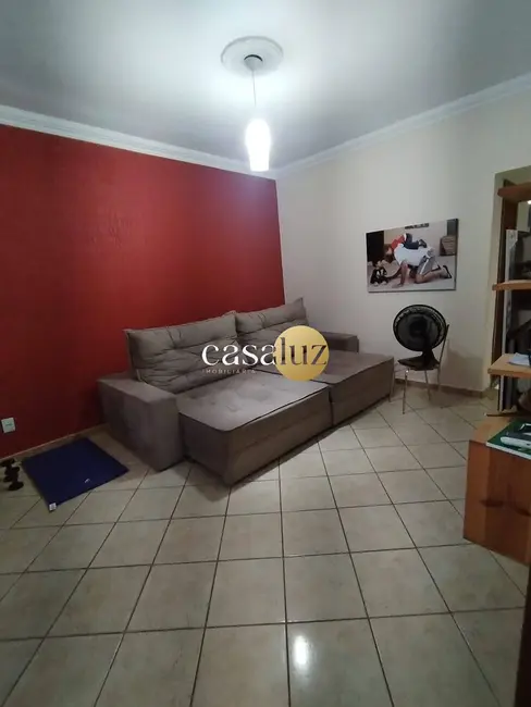 Foto 1 de Casa com 2 quartos à venda, 384m2 em Contagem - MG