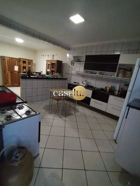 Foto 8 de Casa com 2 quartos à venda, 384m2 em Contagem - MG