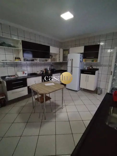 Foto 7 de Casa com 2 quartos à venda, 384m2 em Contagem - MG