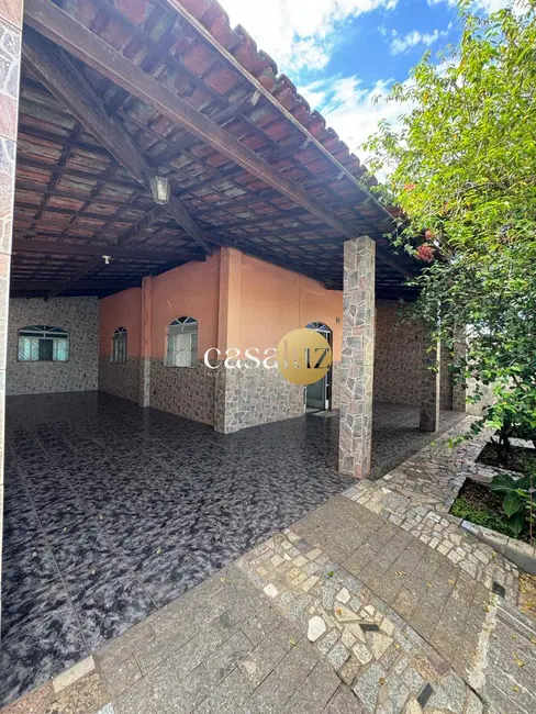 Casa com 3 quartos à venda, 540m2 em São João, Betim - MG - imagem 1 Foto 1 de Casa com 3 quartos à venda, 540m2 em São João, Betim - MG