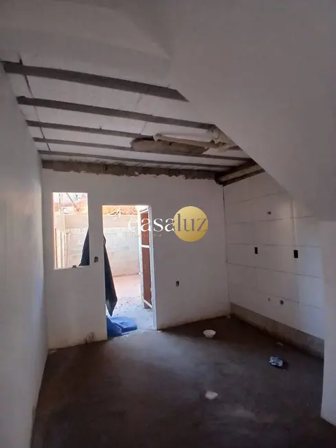 Casa com 2 quartos à venda, 90m2 em Camargos, Ibirite - MG - imagem 2 Foto 2 de Casa com 2 quartos à venda, 90m2 em Camargos, Ibirite - MG