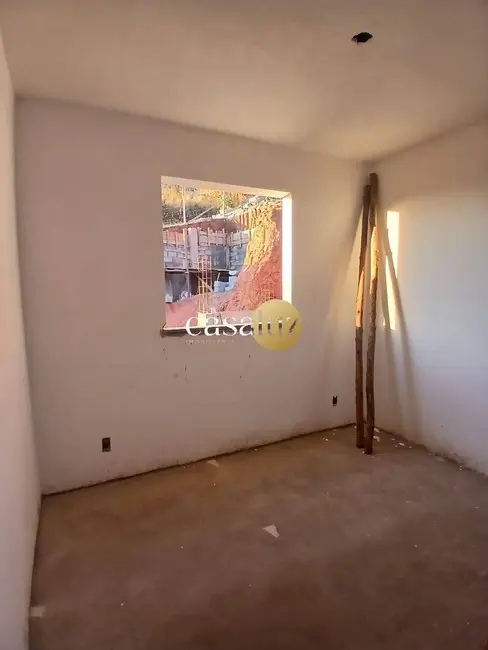 Casa com 2 quartos à venda, 90m2 em Camargos, Ibirite - MG - imagem 4 Foto 4 de Casa com 2 quartos à venda, 90m2 em Camargos, Ibirite - MG