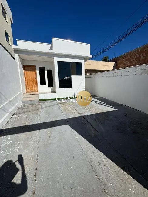 Foto 1 de Casa com 3 quartos à venda, 187m2 em Sarzedo - MG