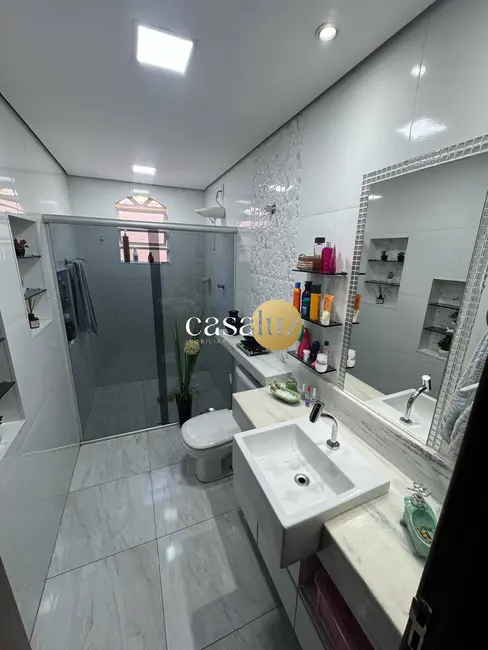 Casa com 3 quartos à venda, 200m2 em Recanto Verde, Ibirite - MG - imagem 9 Foto 9 de Casa com 3 quartos à venda, 200m2 em Recanto Verde, Ibirite - MG