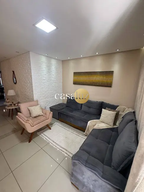 Casa com 3 quartos à venda, 200m2 em Recanto Verde, Ibirite - MG - imagem 5 Foto 5 de Casa com 3 quartos à venda, 200m2 em Recanto Verde, Ibirite - MG