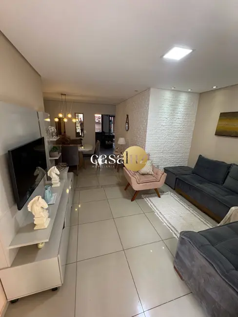 Casa com 3 quartos à venda, 200m2 em Recanto Verde, Ibirite - MG - imagem 3 Foto 3 de Casa com 3 quartos à venda, 200m2 em Recanto Verde, Ibirite - MG