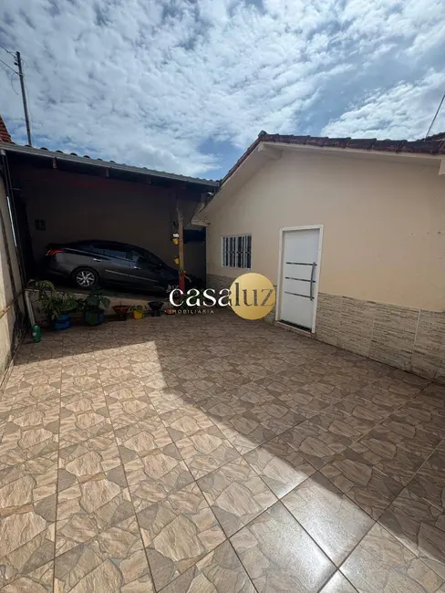 Foto 1 de Casa com 4 quartos à venda, 258m2 em Sarzedo - MG
