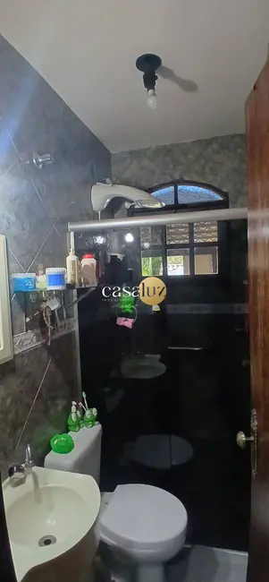 Foto 9 de Casa com 3 quartos à venda, 328m2 em Sarzedo - MG