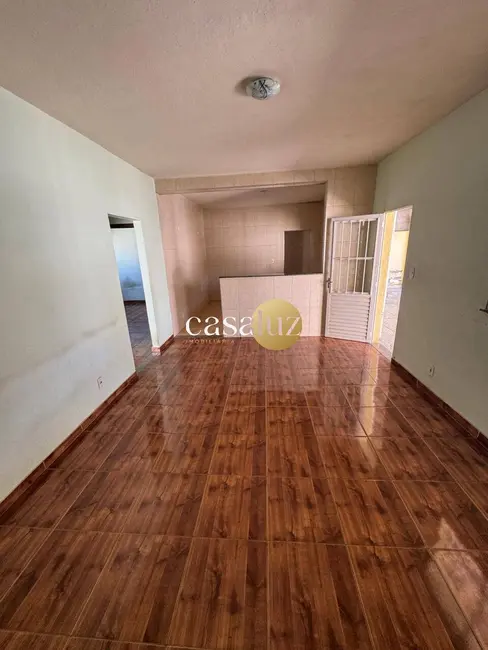 Foto 4 de Casa com 2 quartos à venda, 360m2 em Sarzedo - MG