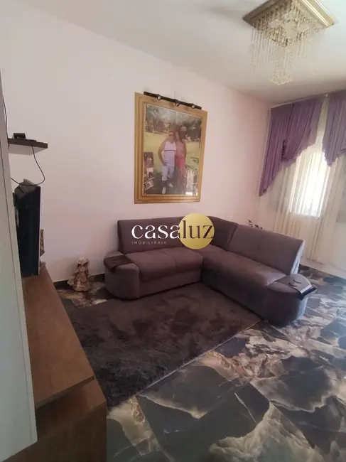 Foto 2 de Casa com 2 quartos à venda, 260m2 em Sarzedo - MG