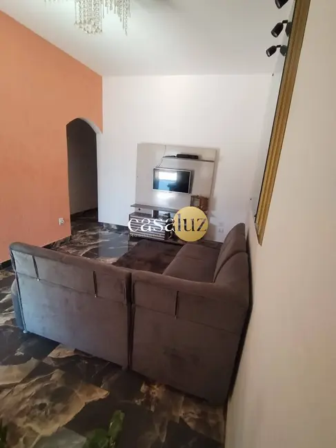 Foto 3 de Casa com 2 quartos à venda, 260m2 em Sarzedo - MG