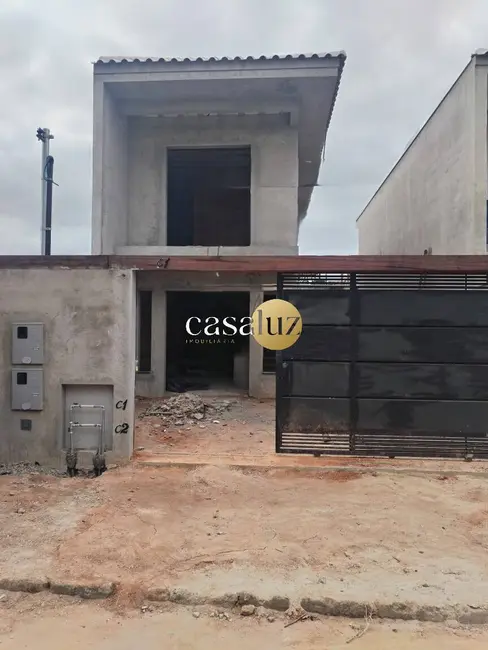 Foto 1 de Casa com 3 quartos à venda, 114m2 em Sarzedo - MG