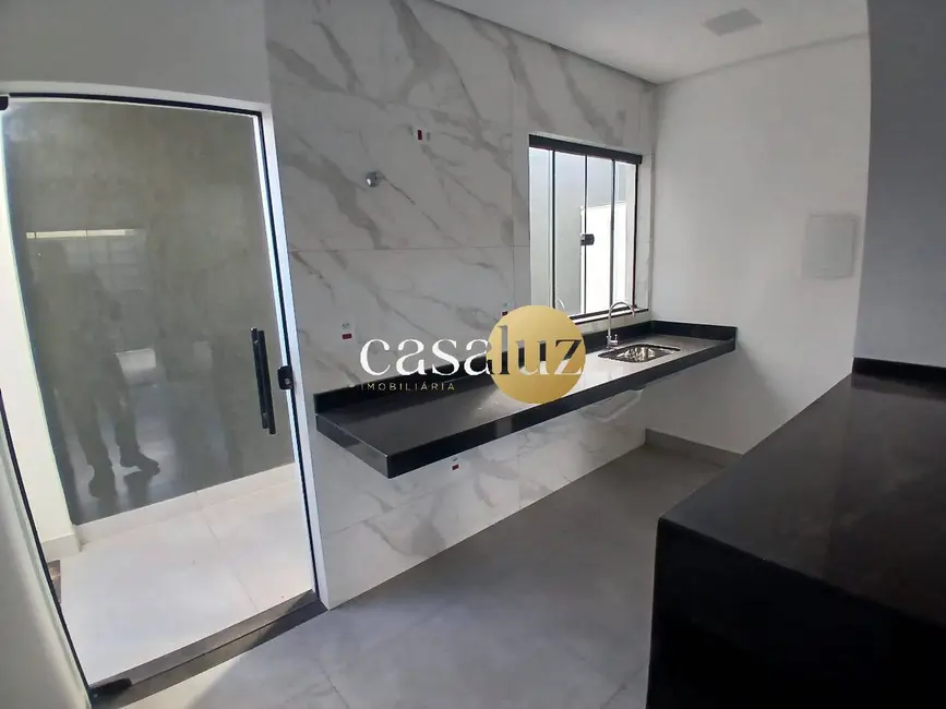 Foto 4 de Casa com 3 quartos à venda, 90m2 em São Pedro, Ibirite - MG