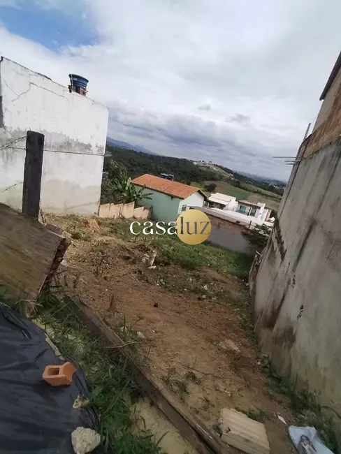 Foto 3 de Terreno / Lote à venda, 330m2 em Sarzedo - MG