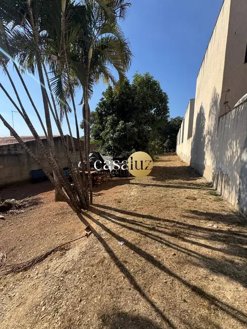 Foto 5 de Terreno / Lote à venda, 1143m2 em Vila Satélite, Sarzedo - MG