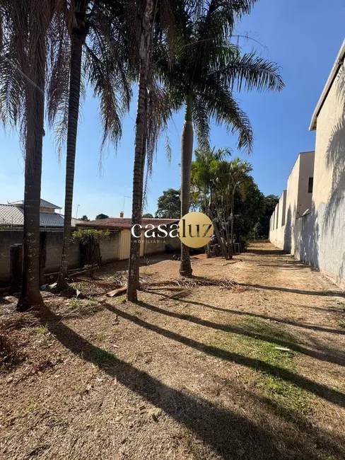 Foto 4 de Terreno / Lote à venda, 1143m2 em Vila Satélite, Sarzedo - MG