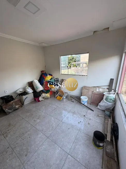 Casa com 4 quartos à venda, 246m2 em Sarzedo - MG - imagem 9 Foto 9 de Casa com 4 quartos à venda, 246m2 em Sarzedo - MG