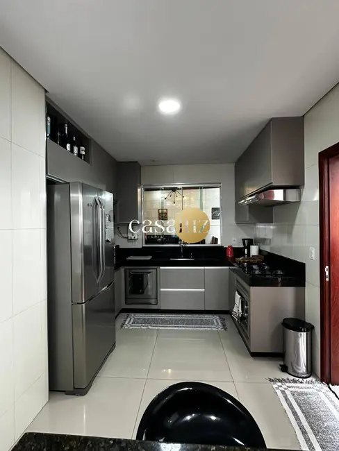 Foto 3 de Casa com 3 quartos à venda, 117m2 em Serra Dourada (Parque Durval de Barros), Ibirite - MG