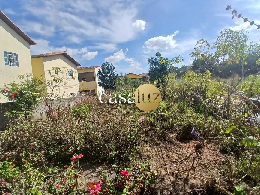 Foto 7 de Terreno / Lote à venda, 360m2 em Sarzedo - MG