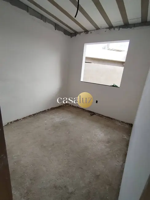 Foto 6 de Casa com 2 quartos à venda, 120m2 em Sarzedo - MG