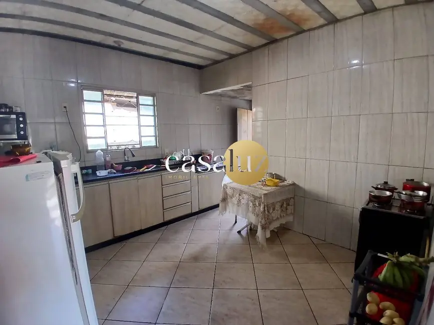 Foto 5 de Casa com 4 quartos à venda, 360m2 em Sarzedo - MG