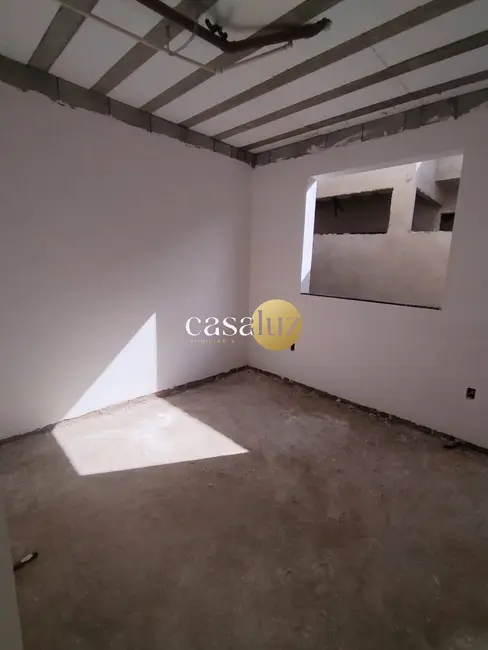 Foto 5 de Casa com 2 quartos à venda, 140m2 em Sarzedo - MG