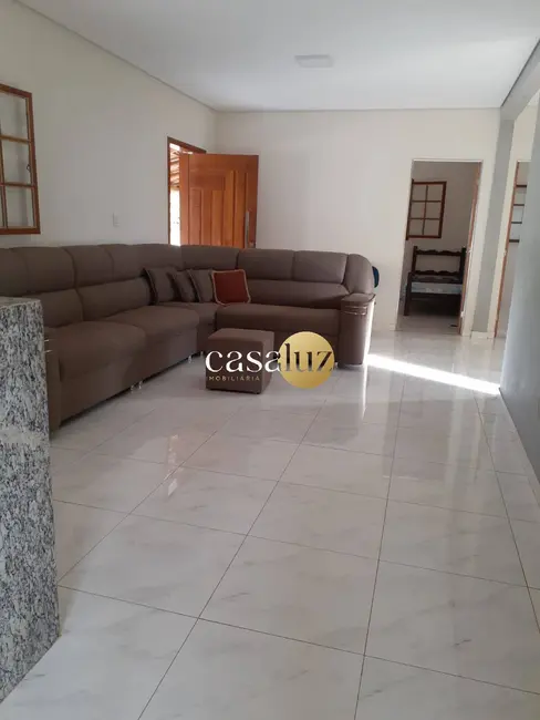 Chácara com 3 quartos à venda, 1000m2 em Esmeraldas - MG - imagem 2 Foto 2 de Chácara com 3 quartos à venda, 1000m2 em Esmeraldas - MG