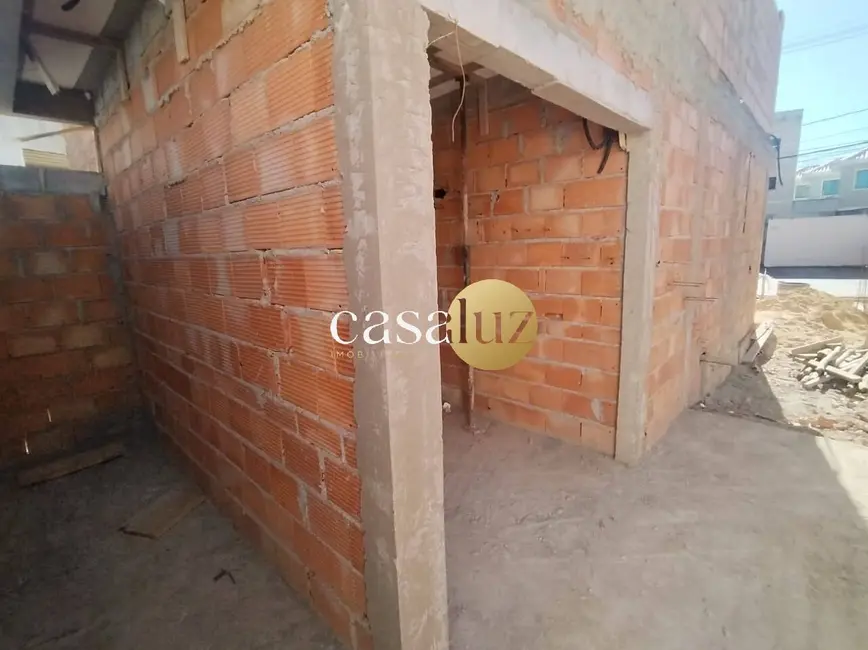 Foto 1 de Casa com 2 quartos à venda, 60m2 em Sarzedo - MG