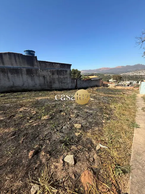 Foto 5 de Terreno / Lote à venda, 360m2 em Sarzedo - MG