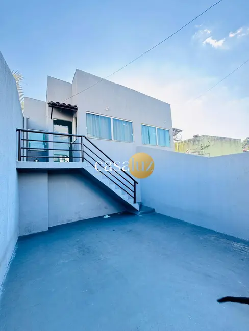 Foto 1 de Casa com 3 quartos à venda, 100m2 em Sarzedo - MG