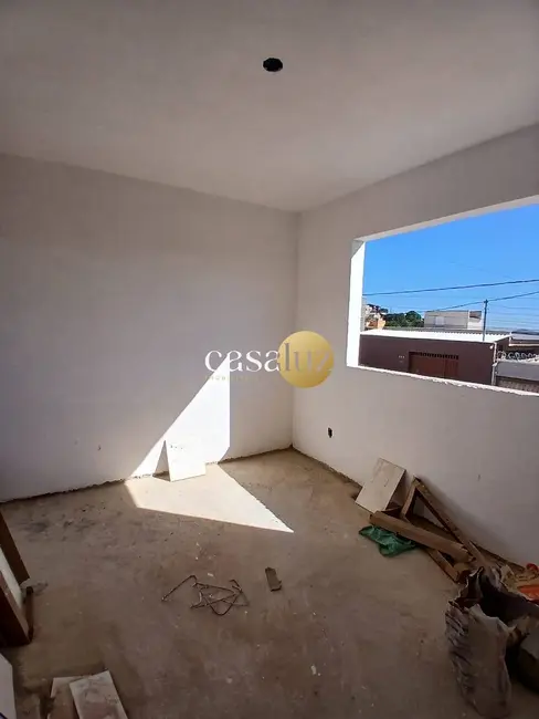 Foto 8 de Casa com 3 quartos à venda, 201m2 em Santa Terezinha, Ibirite - MG