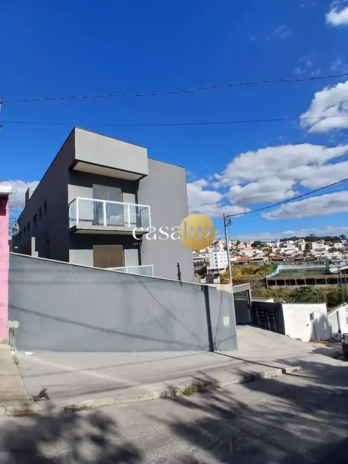 Foto 1 de Apartamento com 3 quartos à venda, 979700m2 em Sarzedo - MG