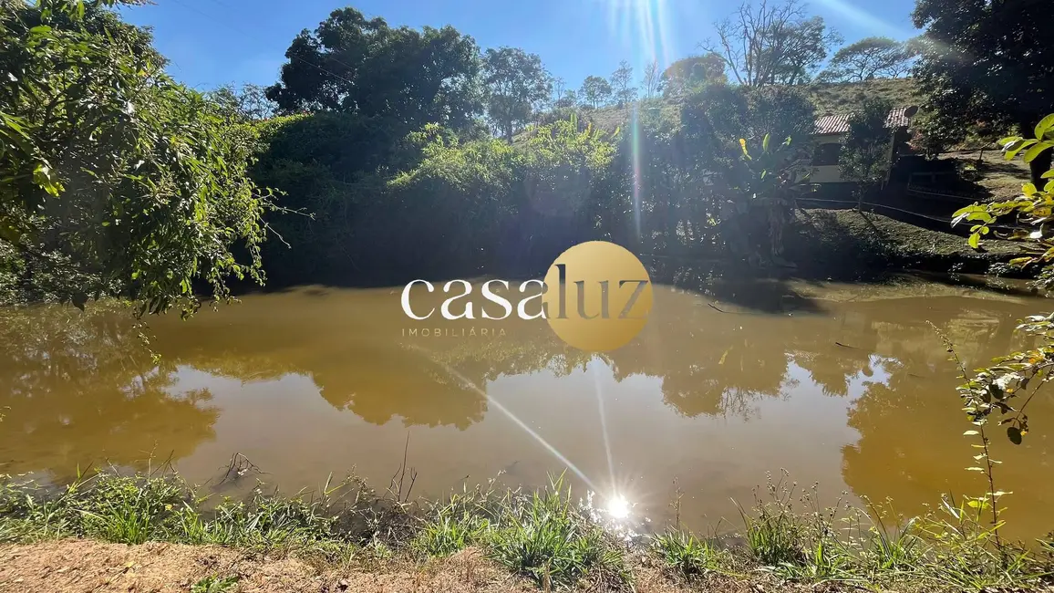 Chácara com 2 quartos à venda, 1400m2 em Brumadinho - MG - imagem 6 Foto 6 de Chácara com 2 quartos à venda, 1400m2 em Brumadinho - MG