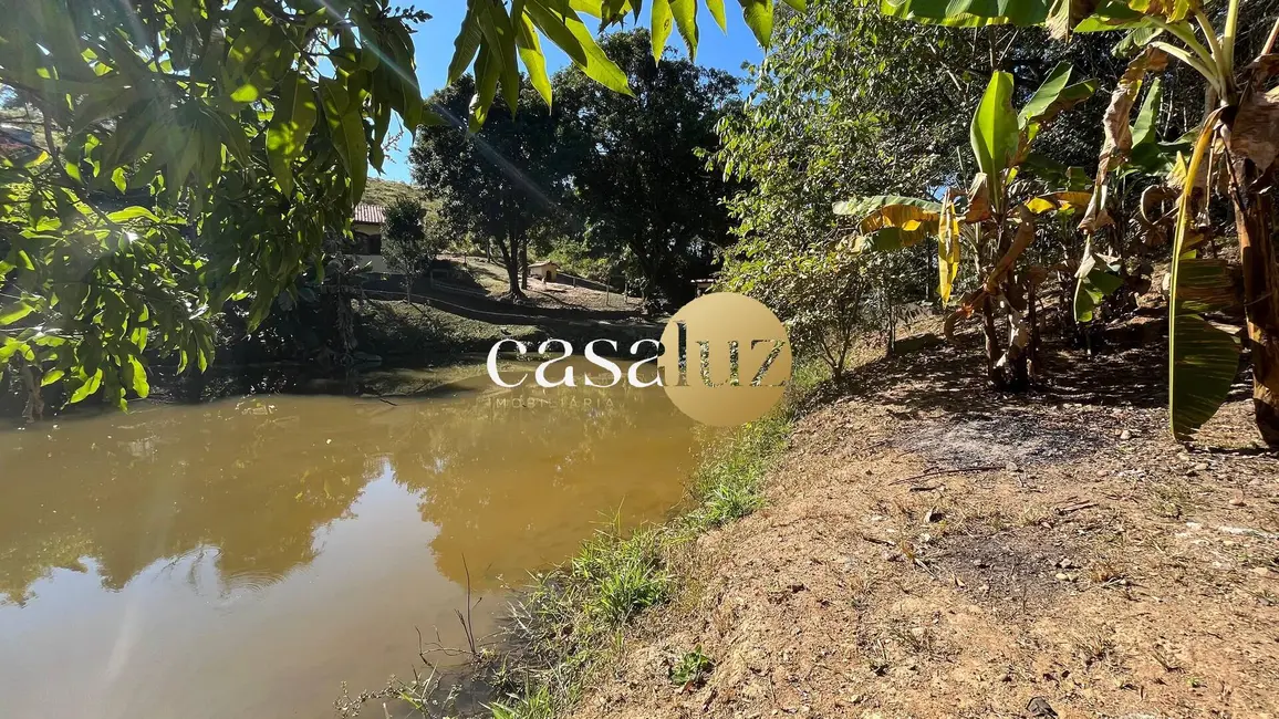 Chácara com 2 quartos à venda, 1400m2 em Brumadinho - MG - imagem 5 Foto 5 de Chácara com 2 quartos à venda, 1400m2 em Brumadinho - MG