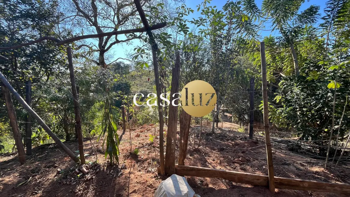 Chácara com 2 quartos à venda, 1400m2 em Brumadinho - MG - imagem 4 Foto 4 de Chácara com 2 quartos à venda, 1400m2 em Brumadinho - MG