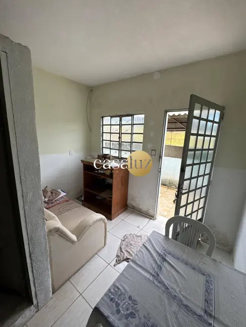 Foto 2 de Casa com 3 quartos à venda, 650m2 em Los Angeles, Ibirite - MG