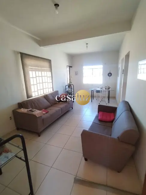 Casa com 2 quartos à venda, 200m2 em Tirol (Barreiro), Belo Horizonte - MG - imagem 1 Foto 1 de Casa com 2 quartos à venda, 200m2 em Tirol (Barreiro), Belo Horizonte - MG
