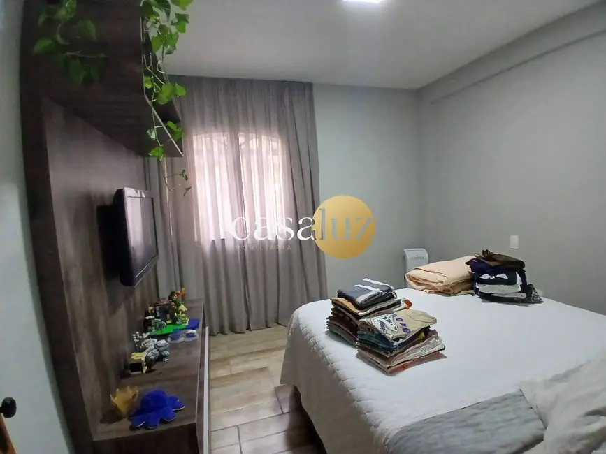 Casa com 3 quartos à venda, 350m2 em Los Angeles, Ibirite - MG - imagem 5 Foto 5 de Casa com 3 quartos à venda, 350m2 em Los Angeles, Ibirite - MG