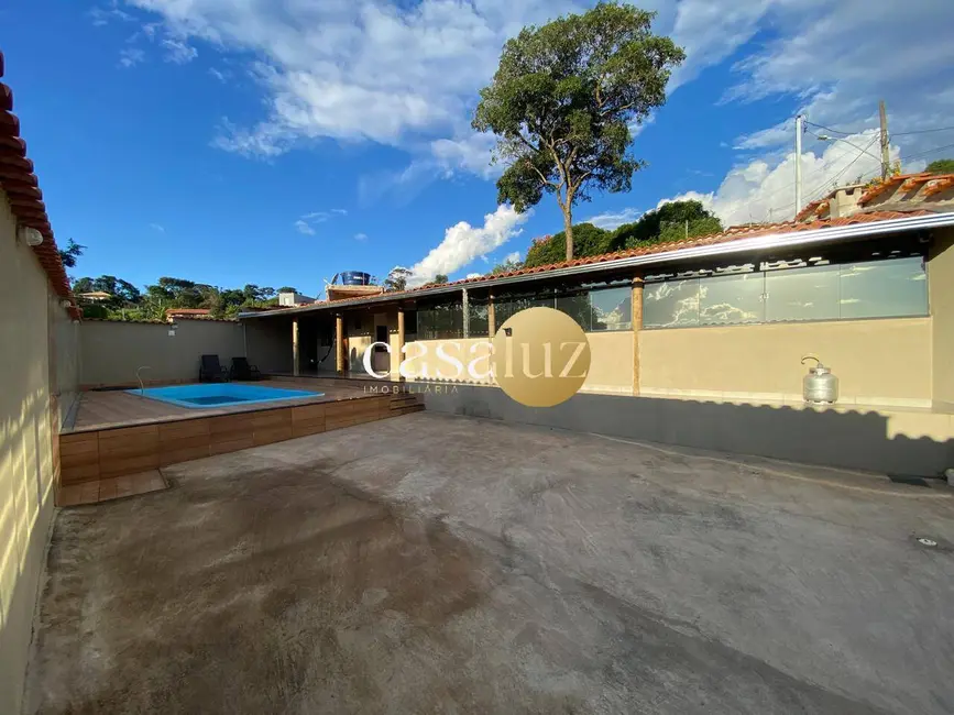 Casa com 2 quartos à venda, 250m2 em Brumadinho - MG - imagem 1 Foto 1 de Casa com 2 quartos à venda, 250m2 em Brumadinho - MG